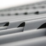 De ce montajul țiglei metalice trebuie tratat ca o operațiune tehnică și nu ca o simplă înlocuire de materiale