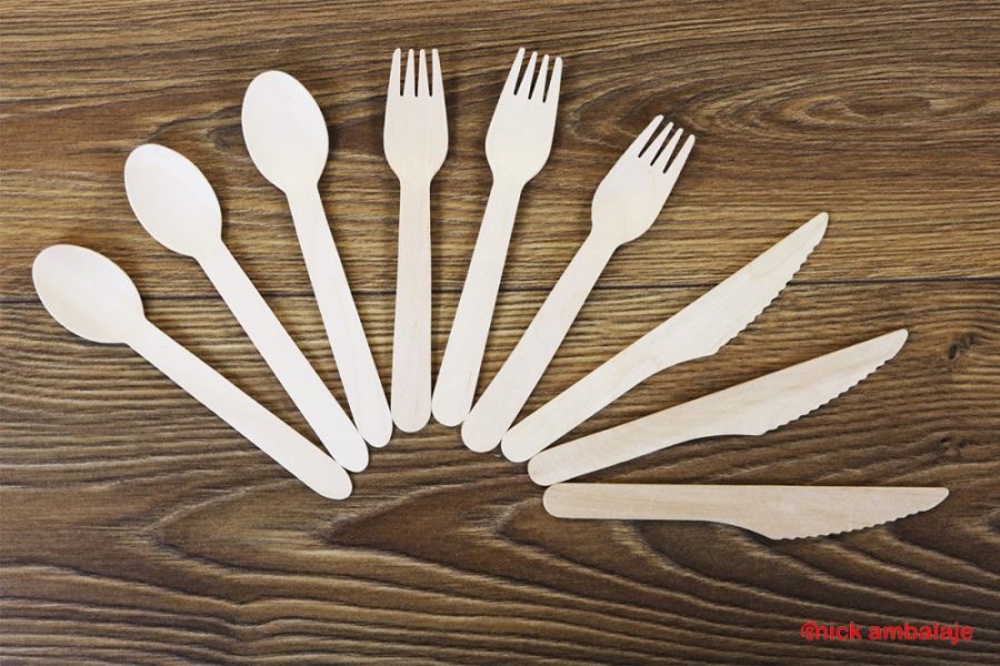 Linguri de unică folosință vs. tacâmuri din bambus: ce funcționează mai bine în cateringul românesc?